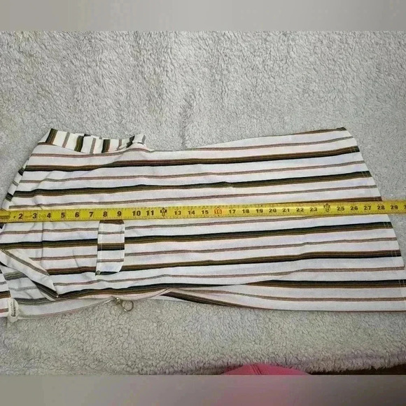 FREE WITH BUNDLE FLOWER & FEATHER Women Blouse plus  size 2XL - Picture 5 of 5